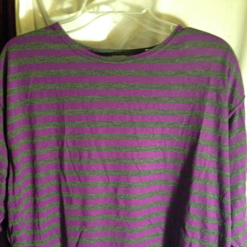 Purple & Heather Gray Striped top,long sleeves
